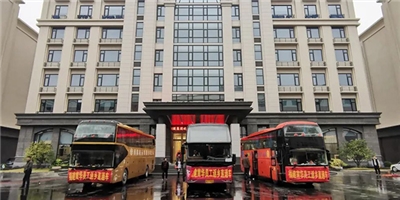 “傳遞育華愛(ài)，情滿回鄉(xiāng)路”——福建育華集團(tuán)歡送返鄉(xiāng)員工！
